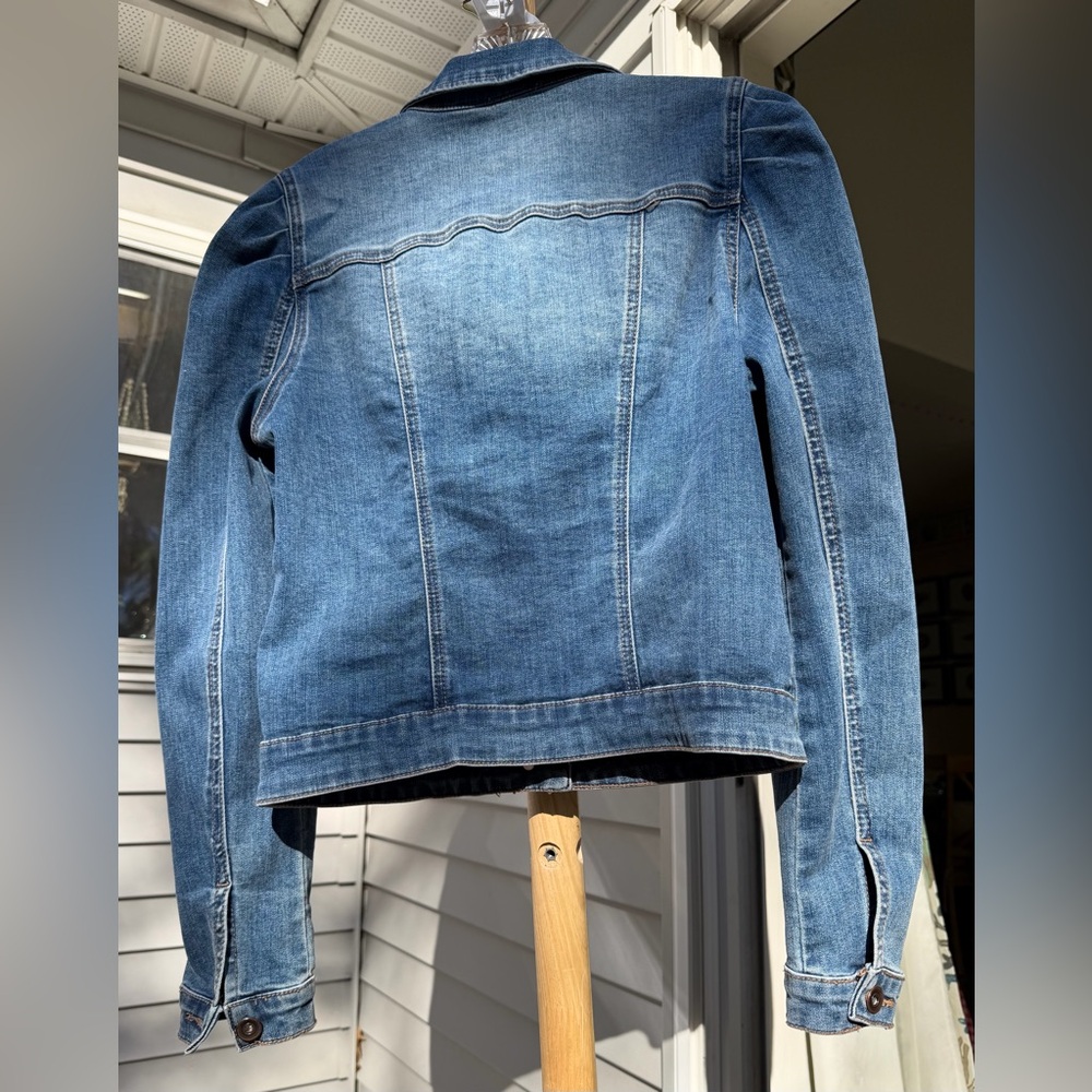 Classic Blue Denim Jean Jacket - Picture 4 of 5
